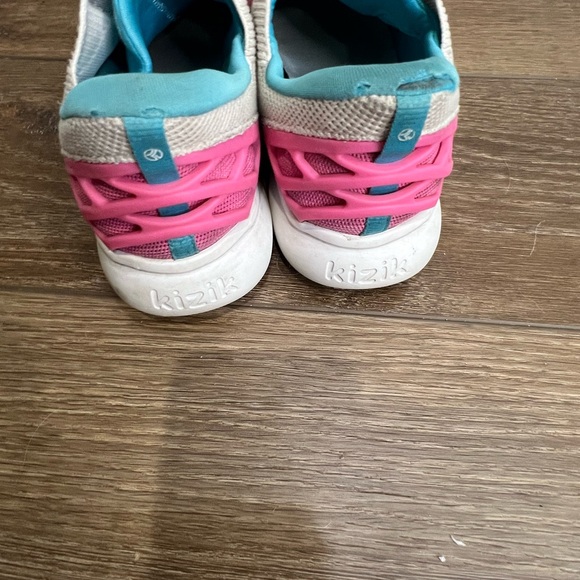 Youth Kizik Athens size 6.5 - Picture 3 of 7